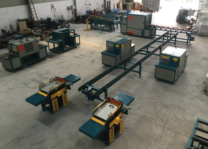 馬來西亞原木多片鋸全自動(dòng)生產(chǎn)線