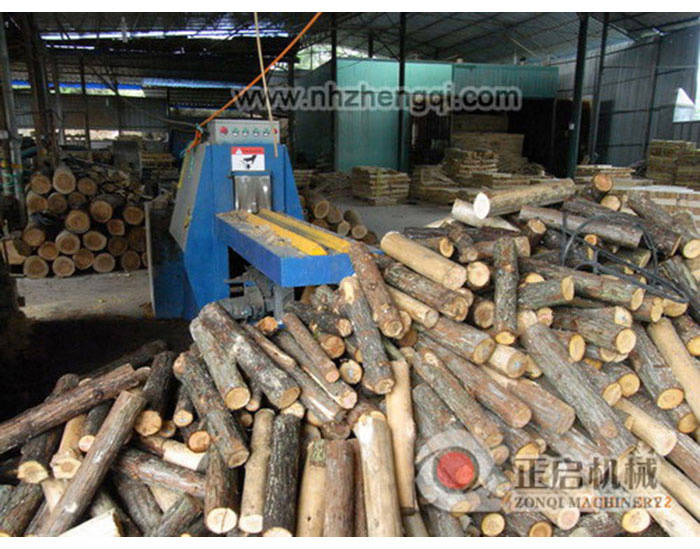 廣東韶關(guān)10CM以下多片鋸加工現(xiàn)場(chǎng)